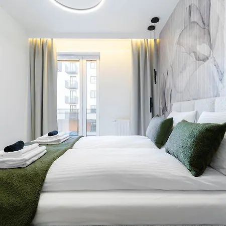 Ceglana - Free Parking - Self Check-in Apartment Katowice