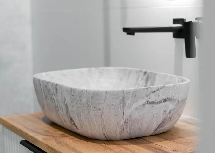 Ceglana - Free Parking - Self Check-in *